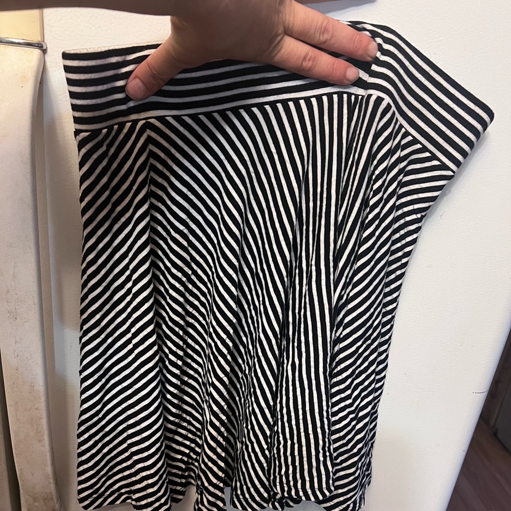 Woman's skirt!!